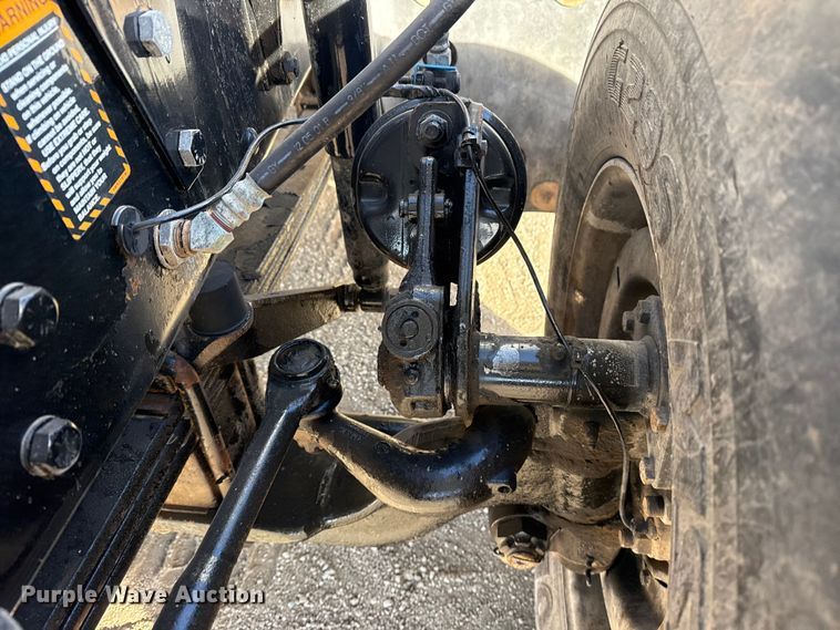 image for item EG1908 2003 Mack RD crane truck