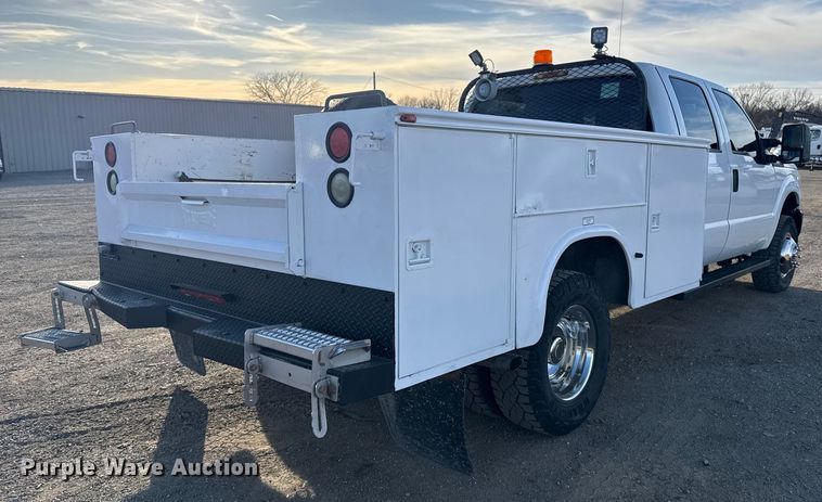 image for item EG1909 2011 Ford F350 Super Duty utility bed pickup truck