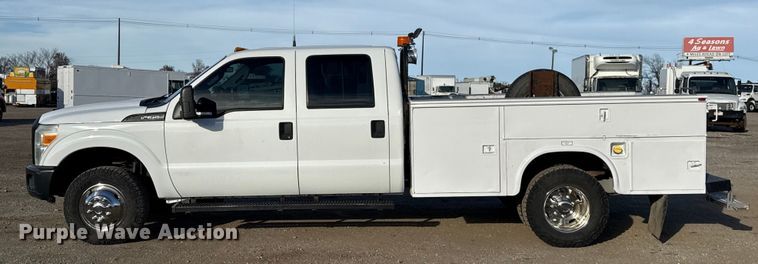 image for item EG1909 2011 Ford F350 Super Duty utility bed pickup truck