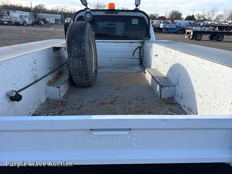 image for item EG1909 2011 Ford F350 Super Duty utility bed pickup truck