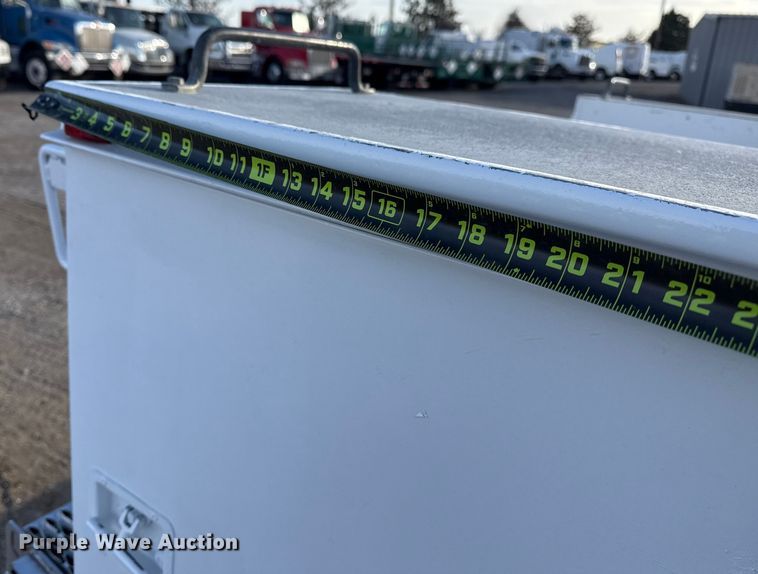 image for item EG1909 2011 Ford F350 Super Duty utility bed pickup truck