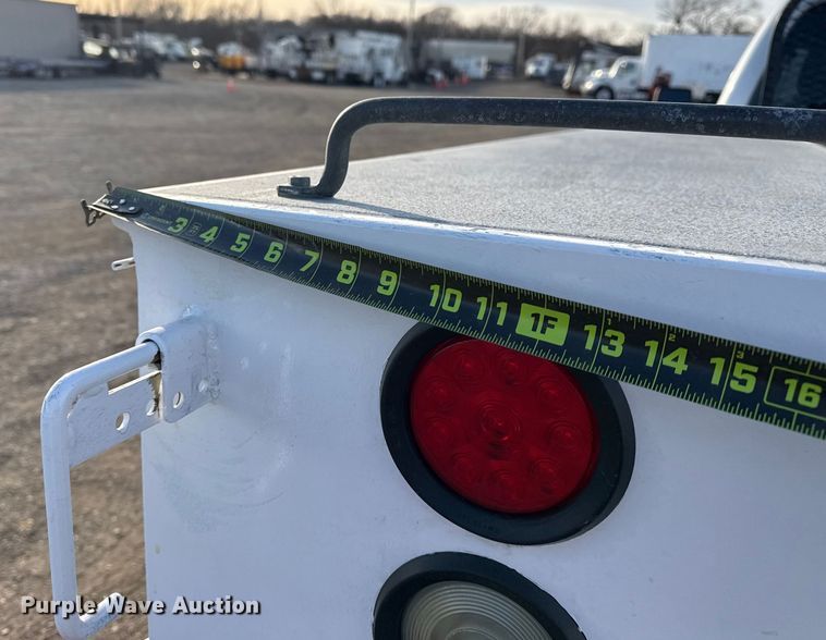 image for item EG1909 2011 Ford F350 Super Duty utility bed pickup truck