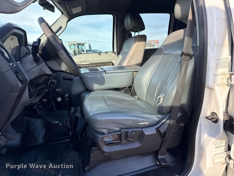 image for item EG1909 2011 Ford F350 Super Duty utility bed pickup truck