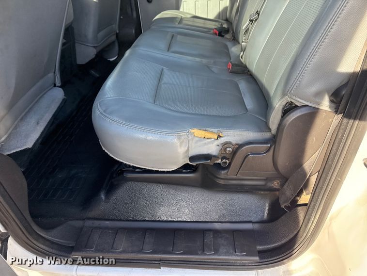 image for item EG1909 2011 Ford F350 Super Duty utility bed pickup truck