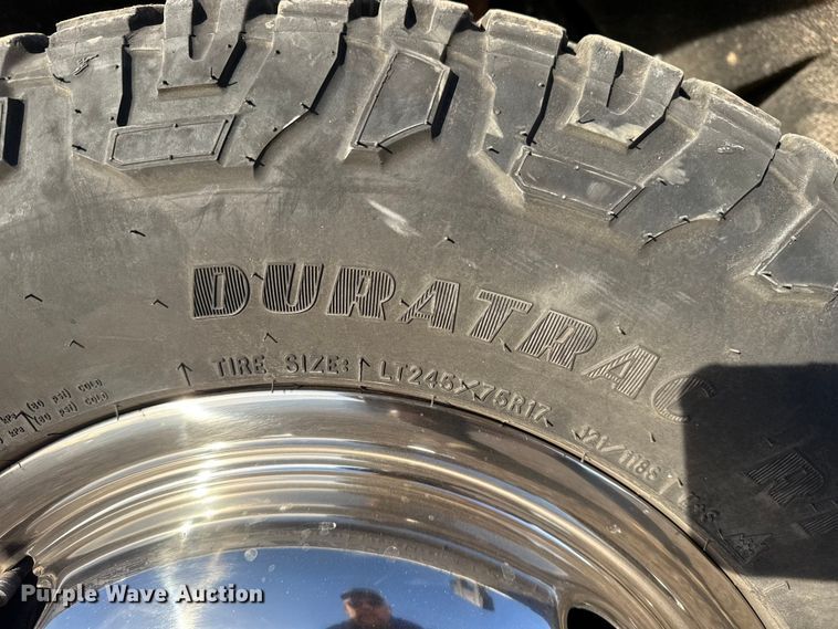 image for item EG1909 2011 Ford F350 Super Duty utility bed pickup truck