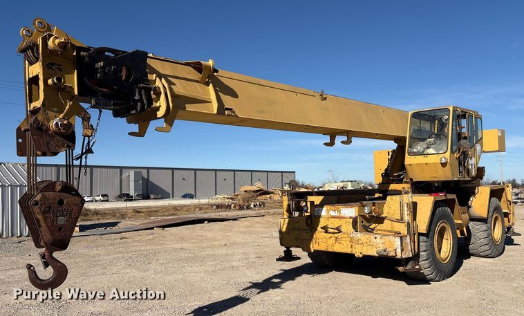 image for item EG8312 1989 Grove Manufacturing RT-528C crane