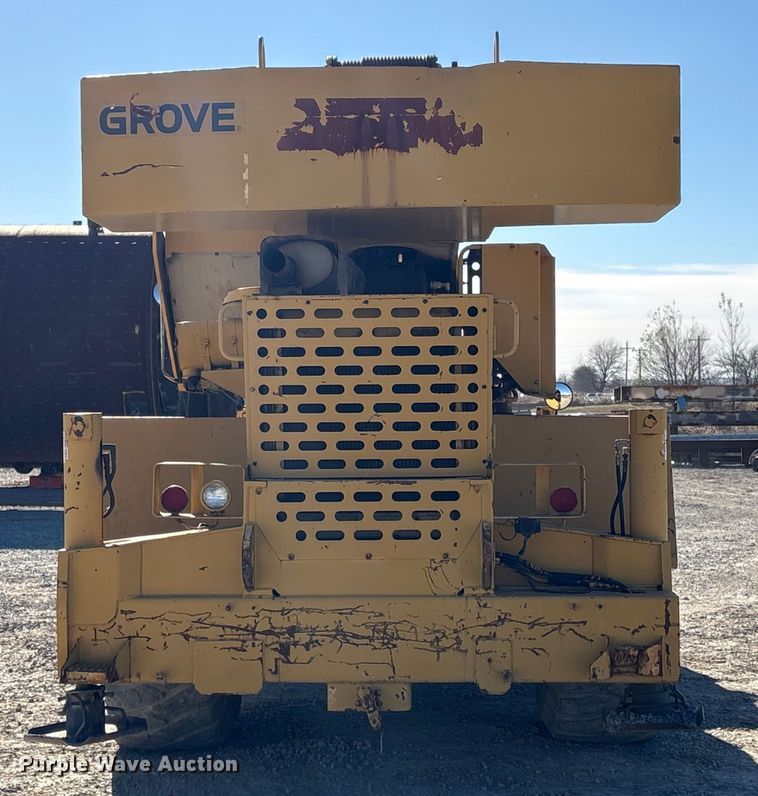 image for item EG8312 1989 Grove Manufacturing RT-528C crane