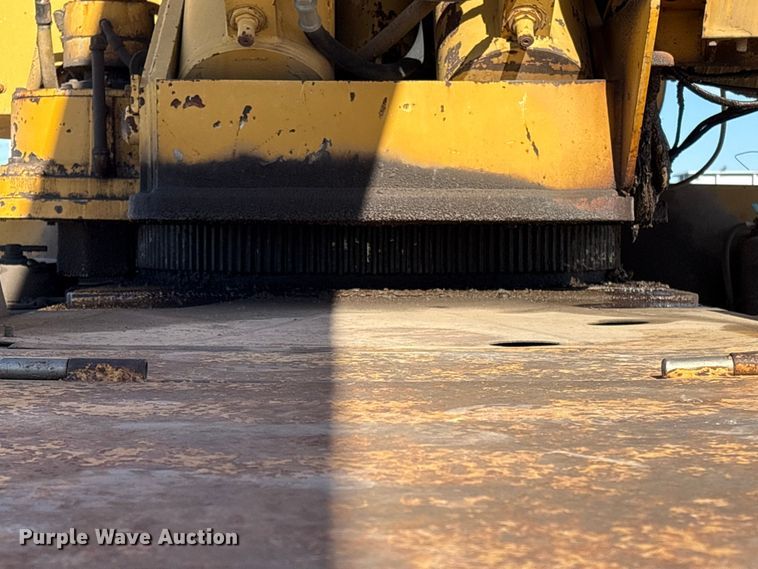 image for item EG8312 1989 Grove Manufacturing RT-528C crane