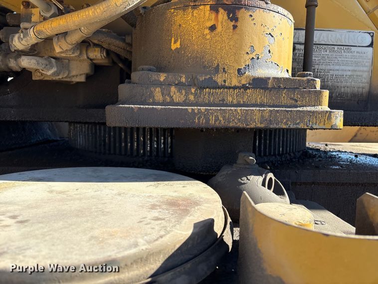 image for item EG8312 1989 Grove Manufacturing RT-528C crane