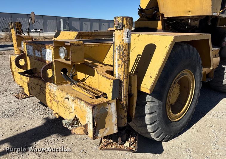 image for item EG8312 1989 Grove Manufacturing RT-528C crane