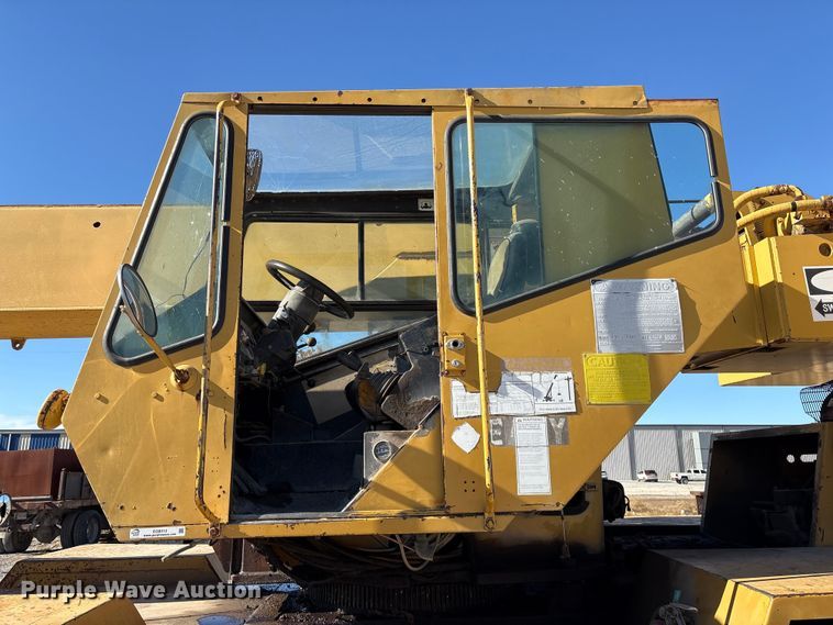 image for item EG8312 1989 Grove Manufacturing RT-528C crane