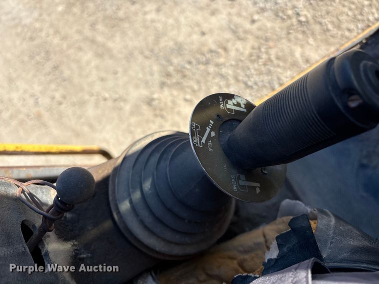 image for item EG8312 1989 Grove Manufacturing RT-528C crane