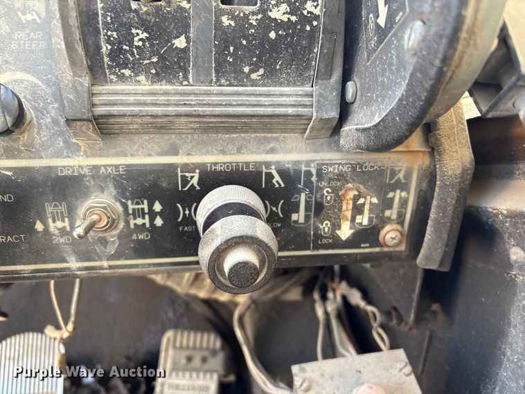 image for item EG8312 1989 Grove Manufacturing RT-528C crane