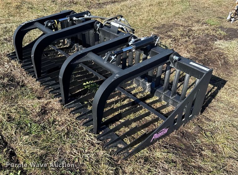 image for item EN0128 Pabreak skid steer rock grapple bucket