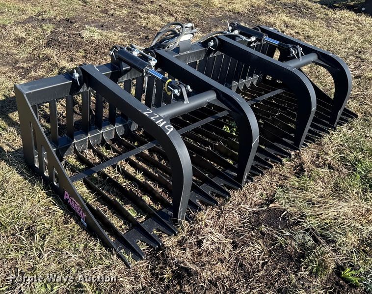 image for item EN0128 Pabreak skid steer rock grapple bucket