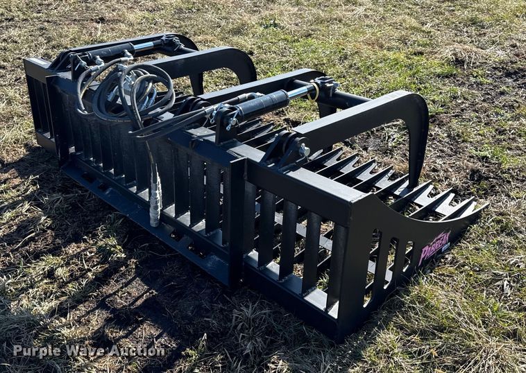 image for item EN0128 Pabreak skid steer rock grapple bucket