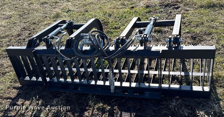 image for item EN0128 Pabreak skid steer rock grapple bucket