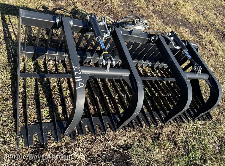 image for item EN0128 Pabreak skid steer rock grapple bucket