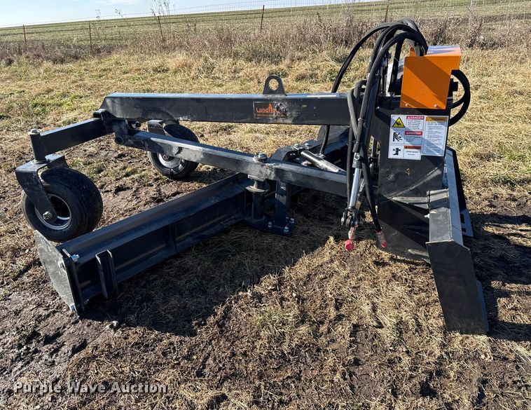image for item EN0133 Landhonor skid steer grader