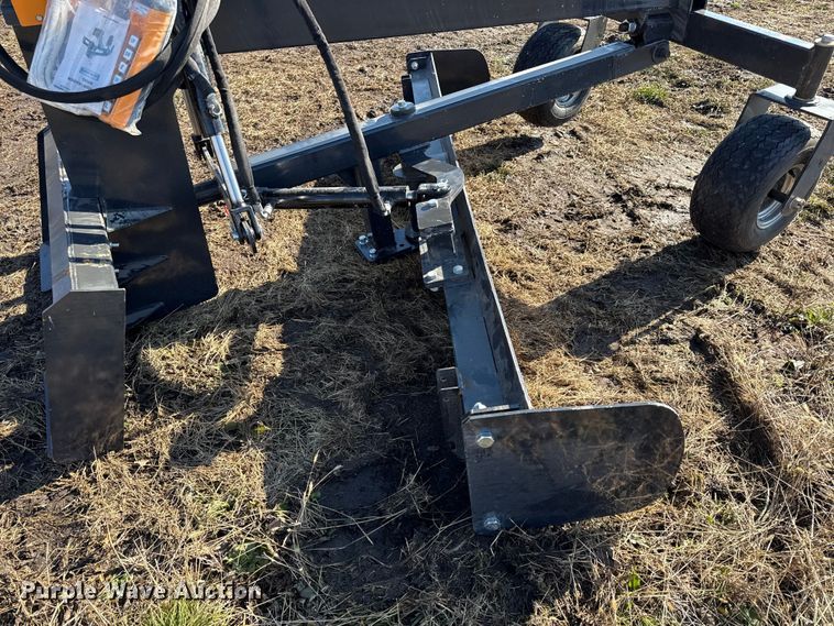 image for item EN0133 Landhonor skid steer grader