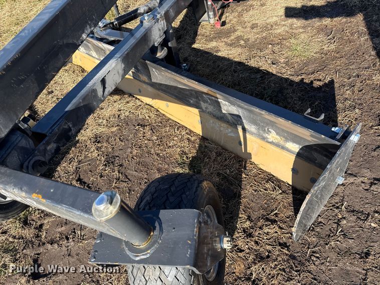 image for item EN0133 Landhonor skid steer grader