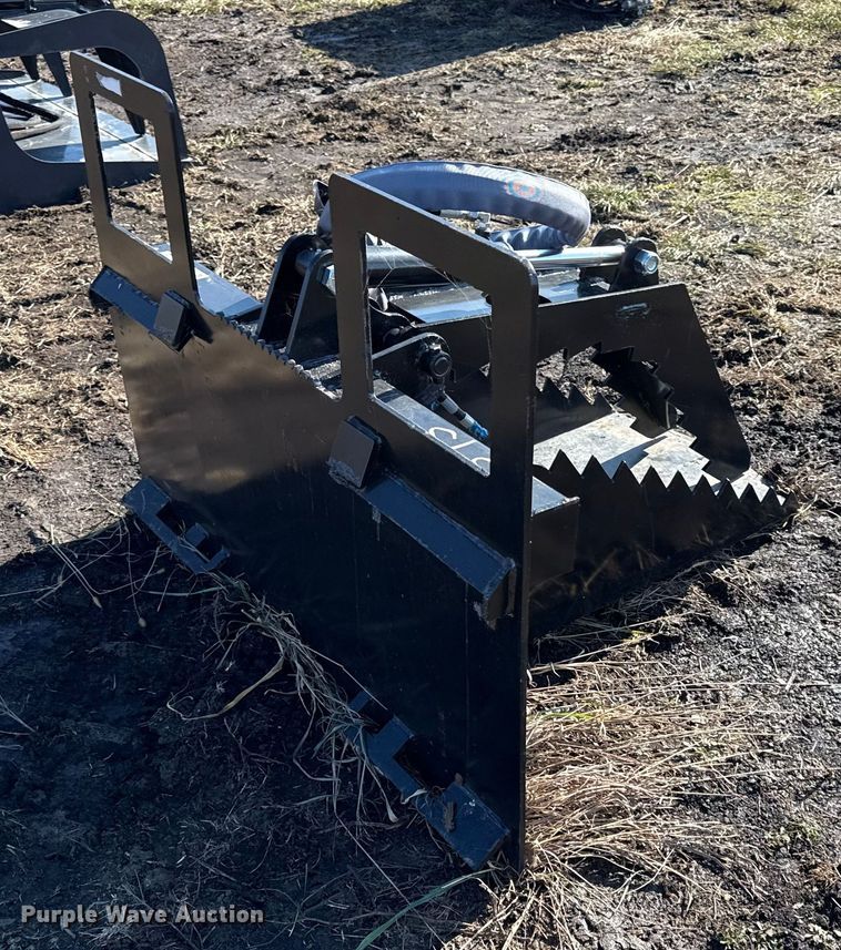 image for item EN0140 Skid steer stump bucket