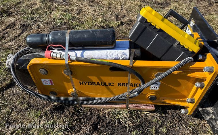 image for item EN0141 2025 Wolverine CB-11-750F skid steer breaker