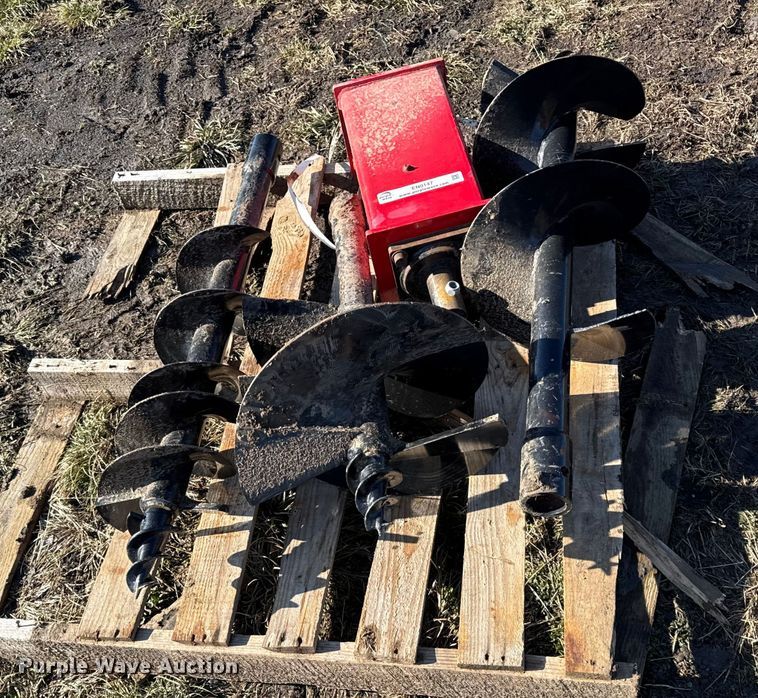 image for item EN0147 Skid steer auger