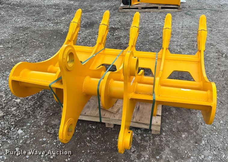 image for item EN0772 2025 Toft TOFT10R excavator rake