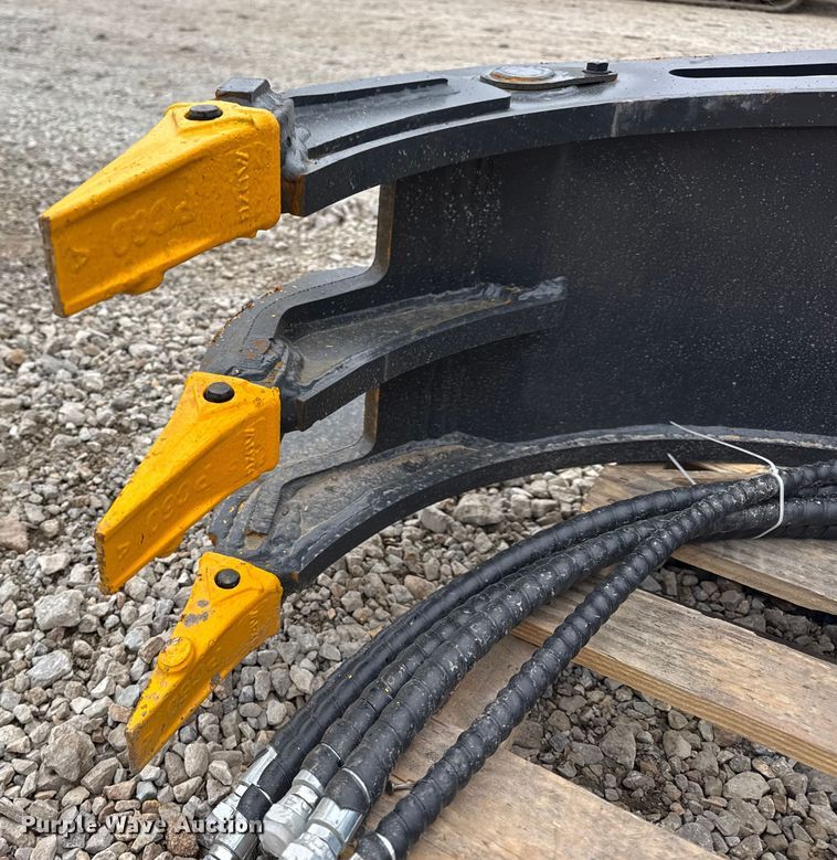 image for item EN0777 2025 Toft TOFT04G excavator grapple