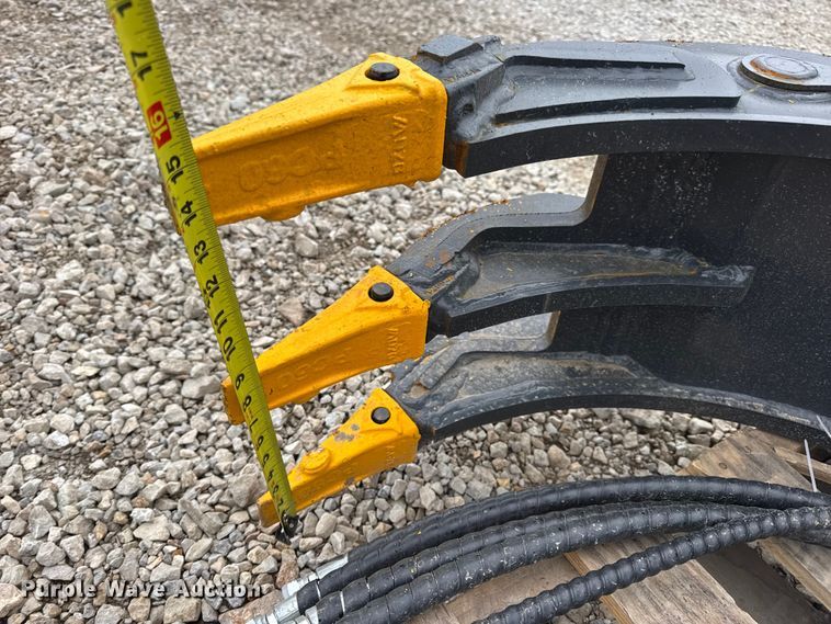 image for item EN0777 2025 Toft TOFT04G excavator grapple