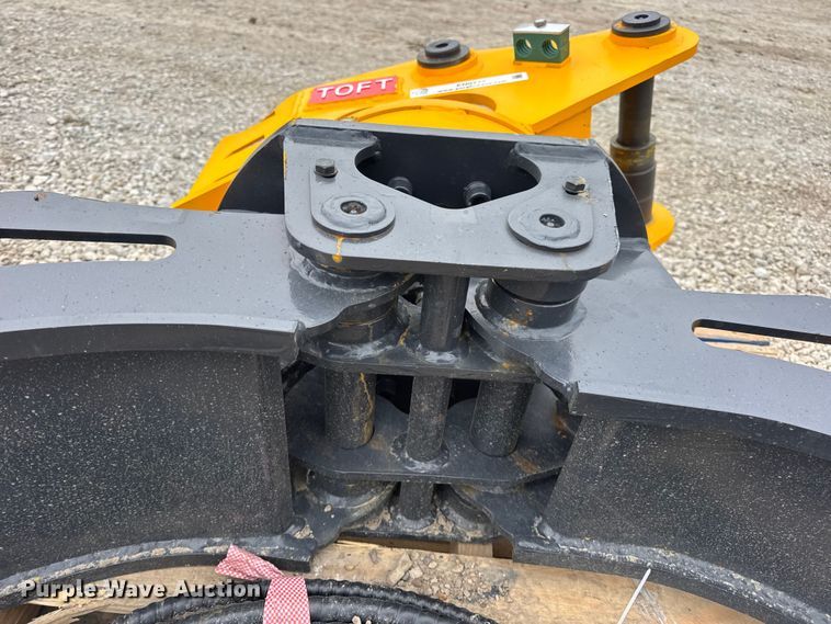 image for item EN0777 2025 Toft TOFT04G excavator grapple