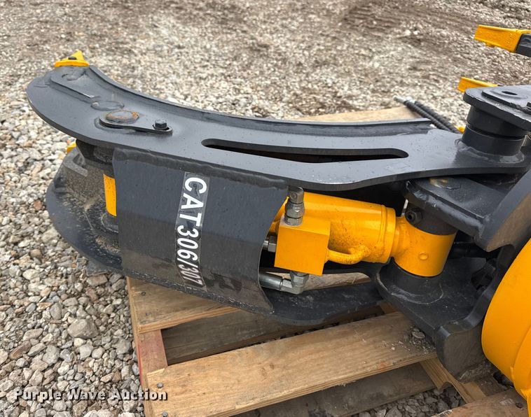 image for item EN0777 2025 Toft TOFT04G excavator grapple