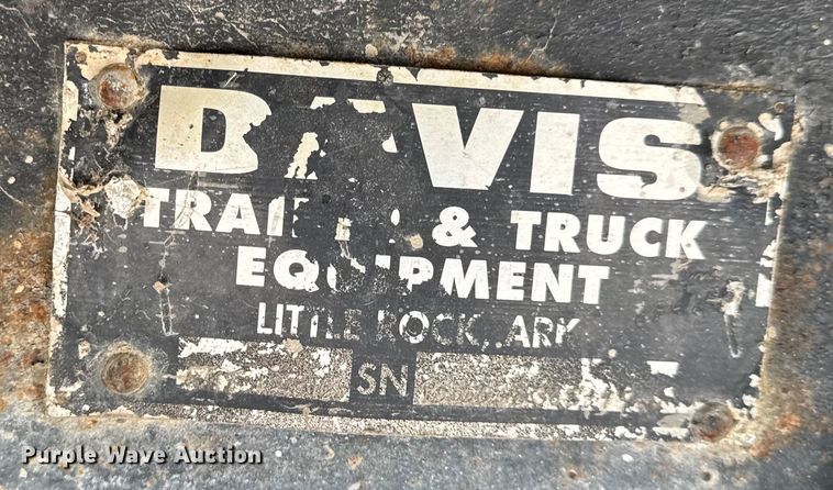 image for item EN0792 1993 Freightliner FLD dump truck