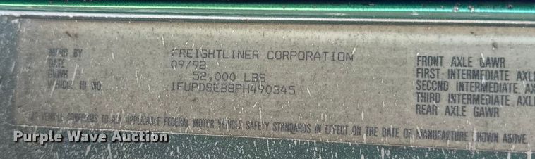 image for item EN0792 1993 Freightliner FLD dump truck