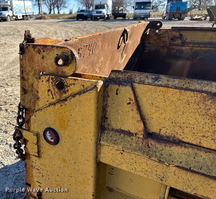 image for item EN0793 Dump bed