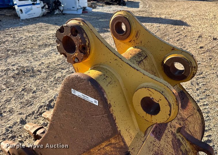 image for item EN0794 Caterpillar 36