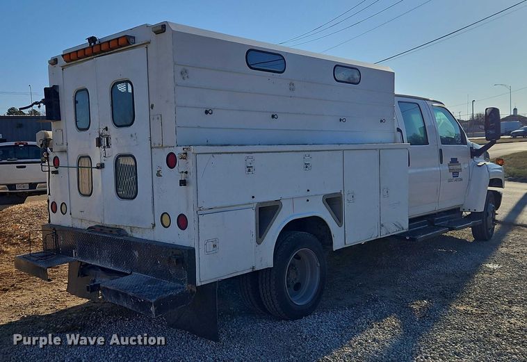image for item EO4904 2003 Chevrolet C5 utility / service truck