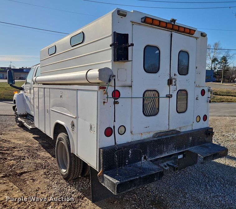 image for item EO4904 2003 Chevrolet C5 utility / service truck