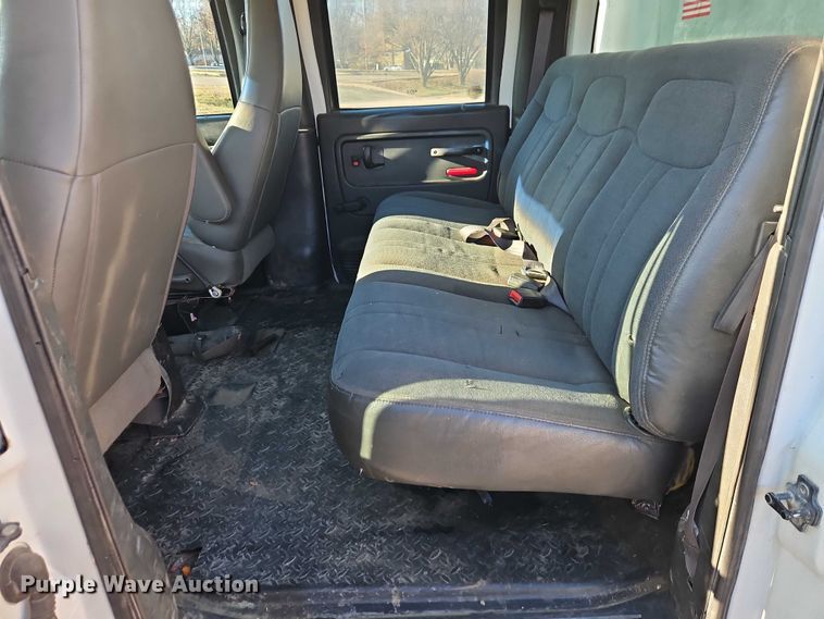 image for item EO4904 2003 Chevrolet C5 utility / service truck