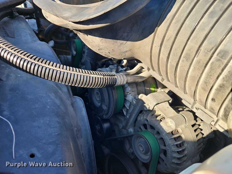 image for item EO4904 2003 Chevrolet C5 utility / service truck