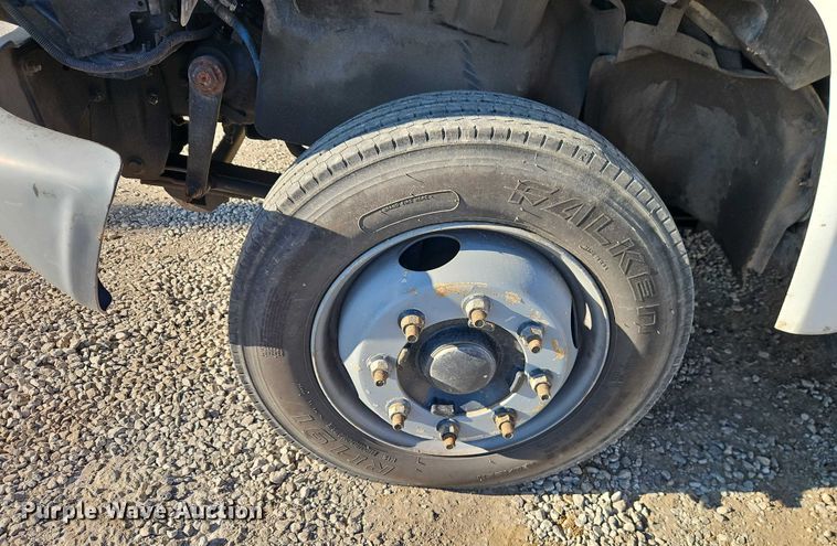 image for item EO4904 2003 Chevrolet C5 utility / service truck