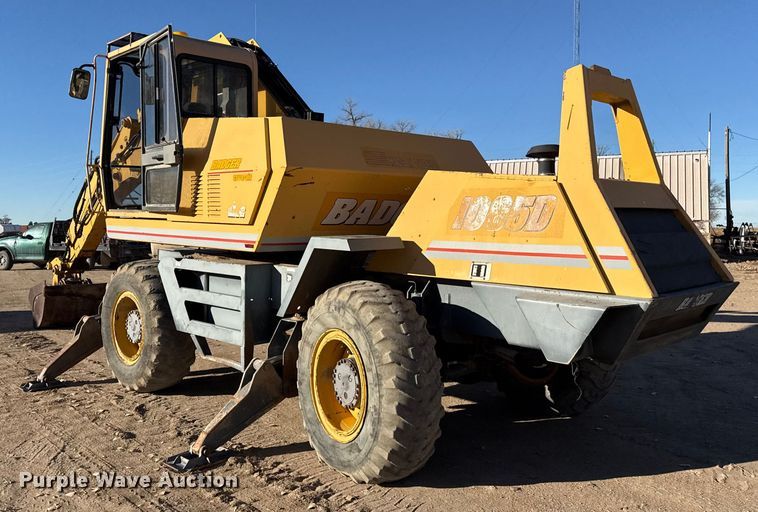 image for item EP2719 1999 Badger 1085D wheeled excavator