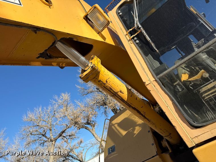 image for item EP2719 1999 Badger 1085D wheeled excavator