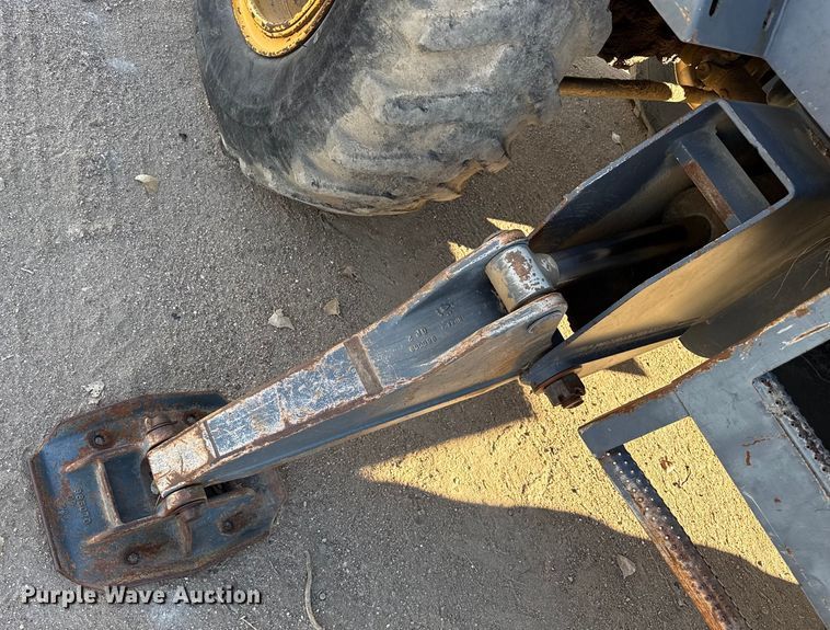 image for item EP2719 1999 Badger 1085D wheeled excavator