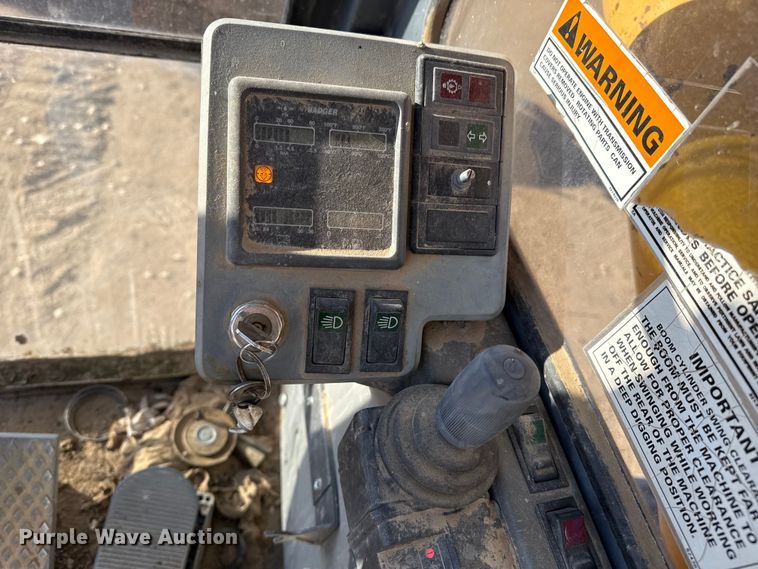 image for item EP2719 1999 Badger 1085D wheeled excavator