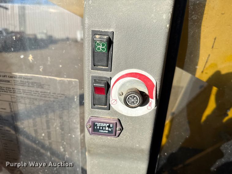 image for item EP2719 1999 Badger 1085D wheeled excavator