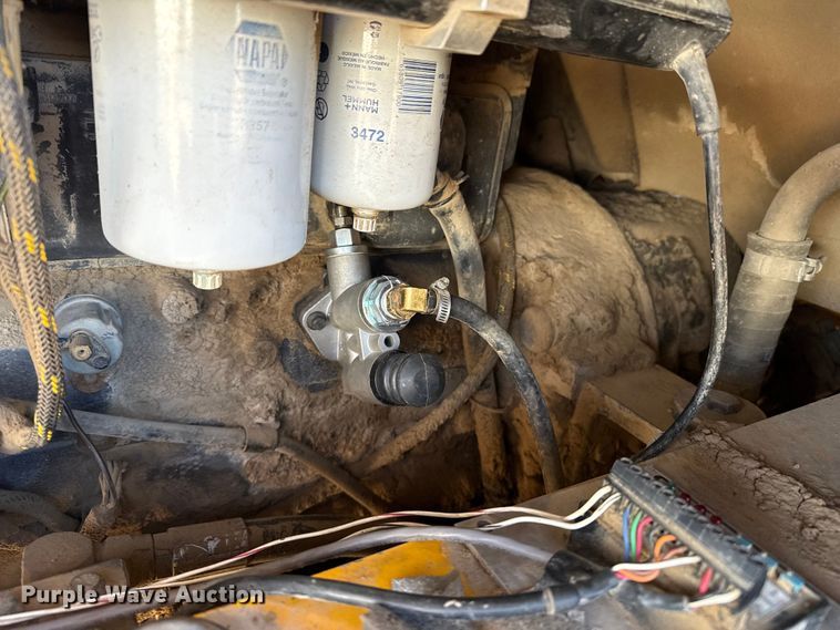 image for item EP2719 1999 Badger 1085D wheeled excavator