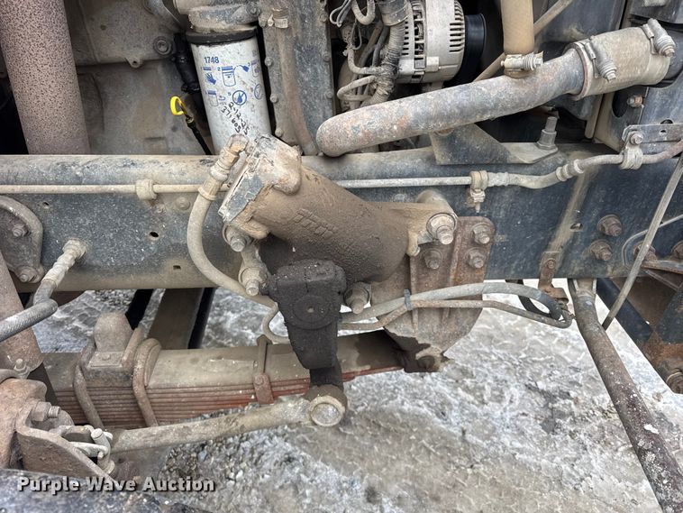 image for item ER0333 1998 Ford LT8513 dump truck