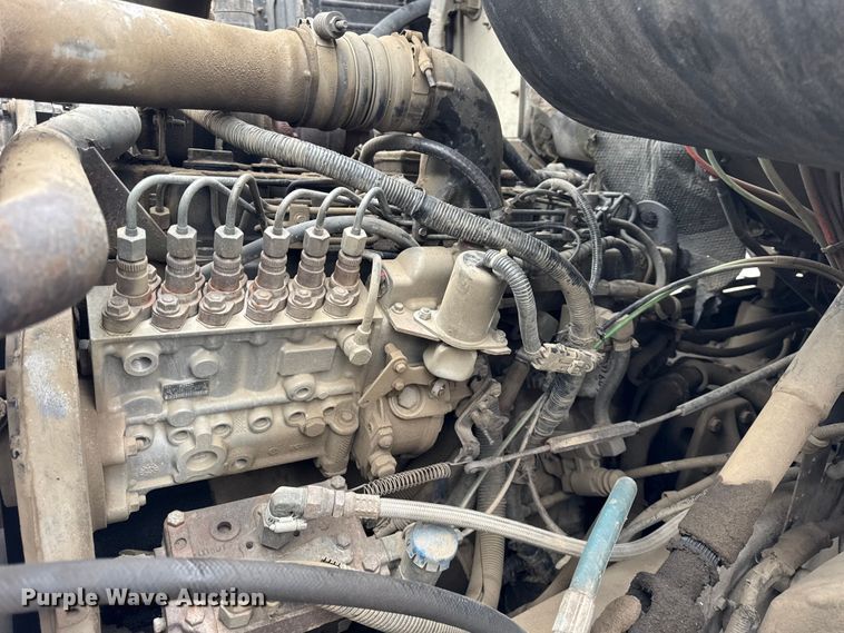 image for item ER0333 1998 Ford LT8513 dump truck